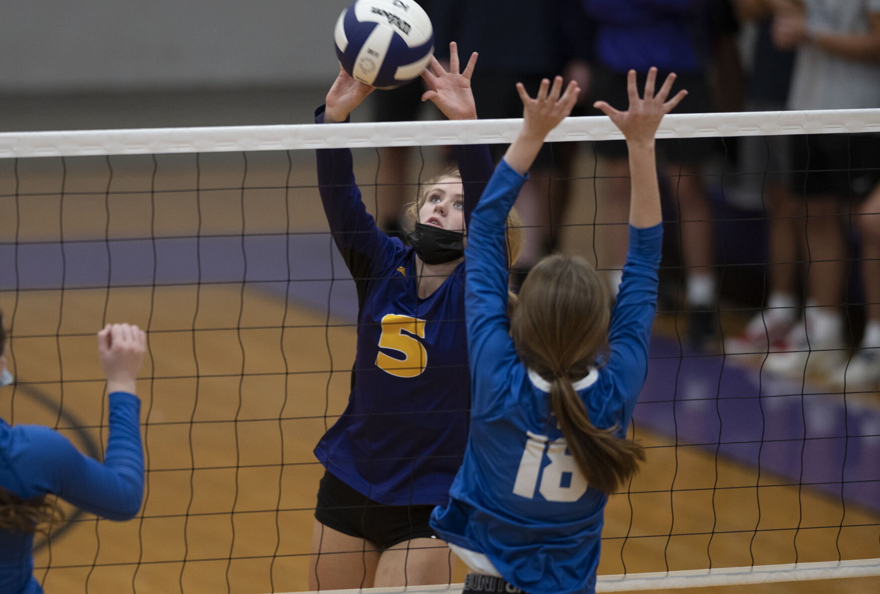 Civic Memorial vs. Alton Marquette